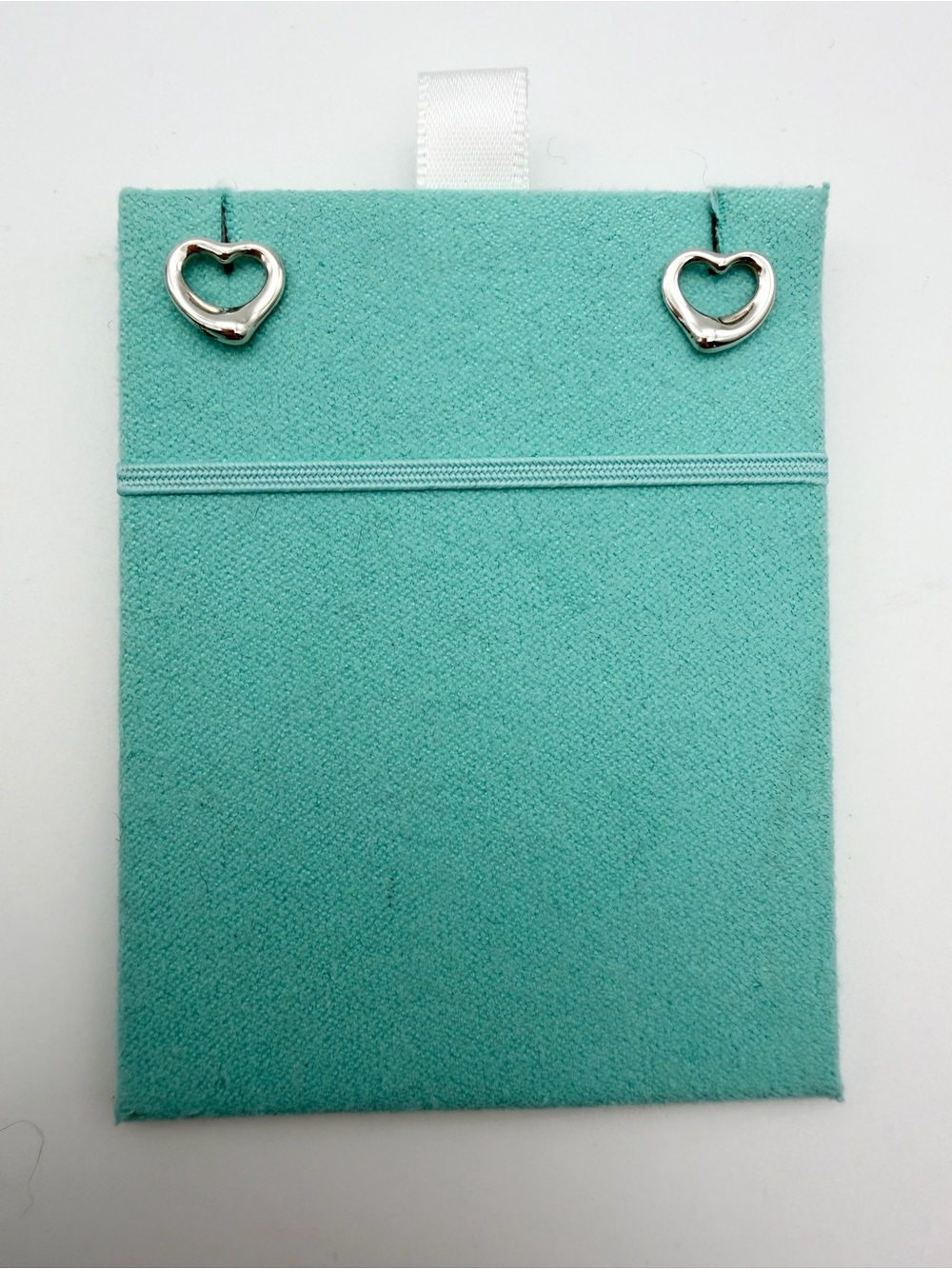 Tiffany & Co Euc open heart studs sterling silver